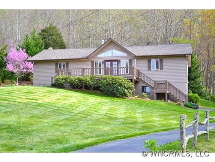 42 Cedar View Lane sold home in Bethel, Canton, NC