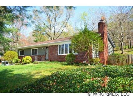 16 Chunns View Drive sold home in Mountain Brook, Asheville, NC