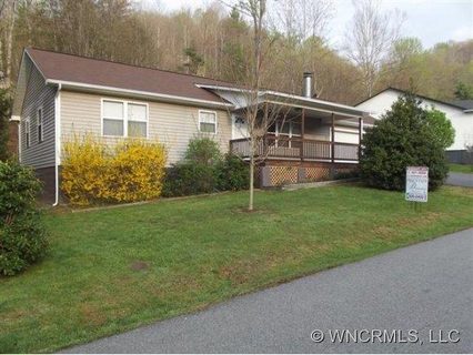 145 Pinellas Lane sold home in Fox Run Meadow, Waynesville, NC
