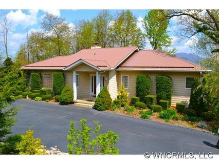 334 Summerset Drive sold home in Summerset, Clyde, NC