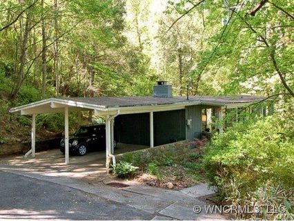 5 Hasbrook Lane sold home in Beaver Lake, Asheville, NC