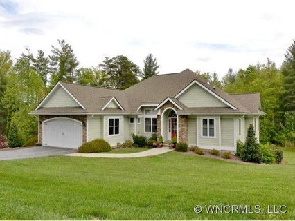 41 Flat Rock Fields Lane sold home in Dunroy On Rutledge, Flat Rock, NC