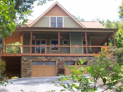 94 Davey Crockett Rd sold home in Wildflower Ridge, Fairview, NC