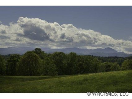 27 Autumn Leaf Lot 14 sold lot in Grand Highlands Waterford Lake, Fletcher, NC
