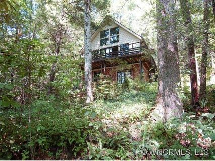 192 Amble Lane sold home in Hodge Hill Acres, Fletcher, NC