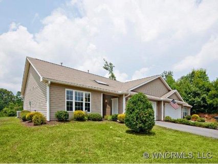 330 Castle Creek Village sold home in Castle Creek Village, Waynesville, NC