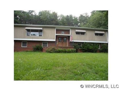 12 Morris Drive sold home in Reems Creek Country Estates, Weaverville, NC