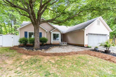 6736 Raeburn Lane