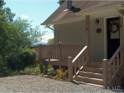 1445 Red Maple Drive