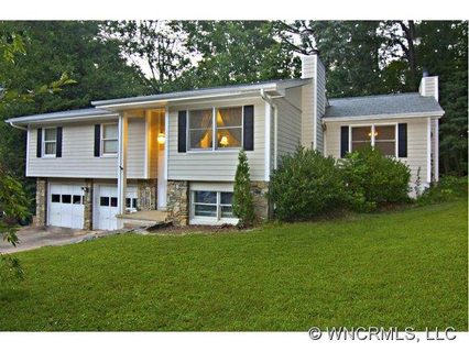 14 Tuckaway Drive sold home in Kenwood, Asheville, NC
