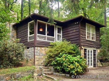 148 Summer Place Lane sold home in Brightwater Farms Est, Hendersonville, NC