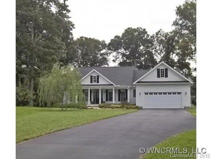 364 Classic Oaks Circle