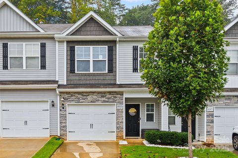 Homes in Townes At Kingstree, Charlotte