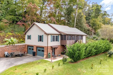 38 Eden Lane