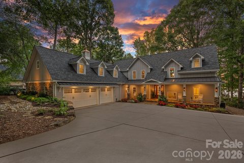 16141 Weatherly Way sold home in Lookout Point, Huntersville, NC