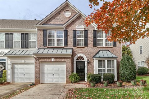 111 Beverly Chase Lane sold townhome in Cypress Landing, Mooresville, NC