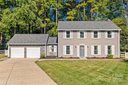 7304 Entwhistle Court sold home in Charlotte, SC