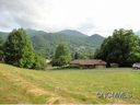 0000 Hollow Drive sold home in Maggie Valley, SC