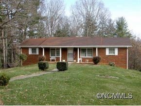 11 West Rolling Acres sold home in Rolling Acres, Weaverville, NC