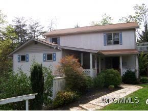 18 Comfrey Lane sold home in Flat Creek, Weaverville, NC