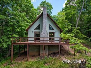 830 Seasons Drive