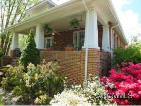 22 Larchmont Road sold home in Evergreen Knoll, Asheville, NC