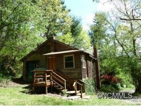 135 Fisher Lane sold home in Pine Burr Park, Asheville, NC
