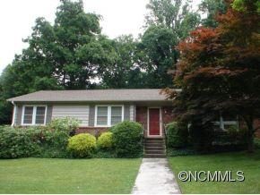 15 Glenview Road sold home in Beaver Lake, Asheville, NC