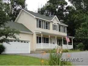 27 Pinerose Drive