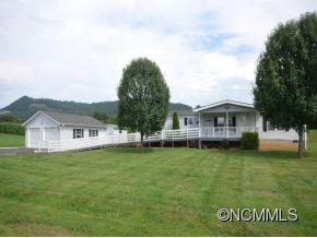 11 Sweet Briar Path Way sold home in Sweet Briar, Hendersonville, NC