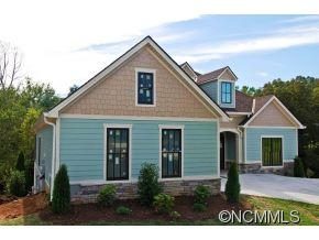 41 Autumn Leaf Drive