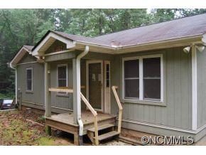 302 Rich Mountain Rd