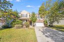 7403 Lamplighter Close Drive sold home in Matthews, SC