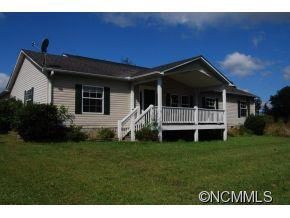60 Divide Loop sold home in Country View, Flat Rock, NC