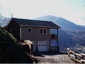 412 Highview