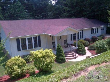 190 Fox Ridge Drive
