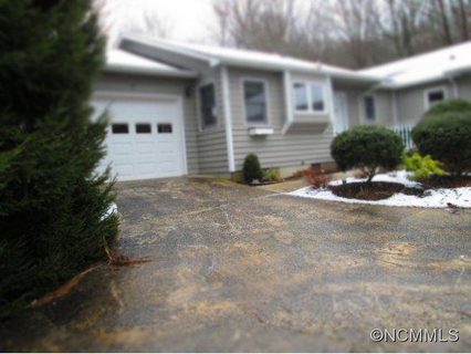 13 Llama Vista Court sold townhome in Llama Vista, Black Mountain, NC