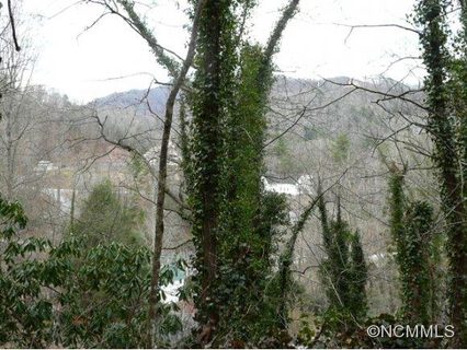 000 Rock Broad River Road sold lot in Bat Cave Manor, Hendersonville, NC