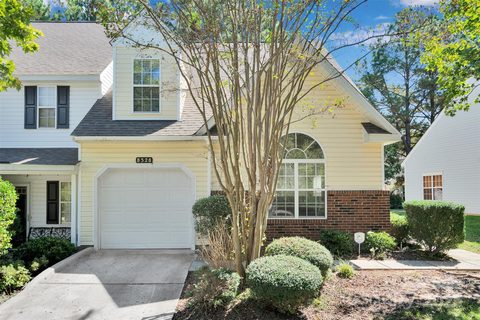 8328 Christmas Court