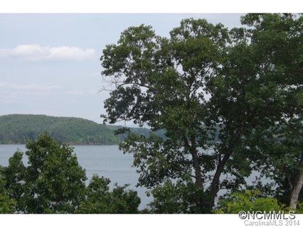 468 Lake Crest Drive Drive