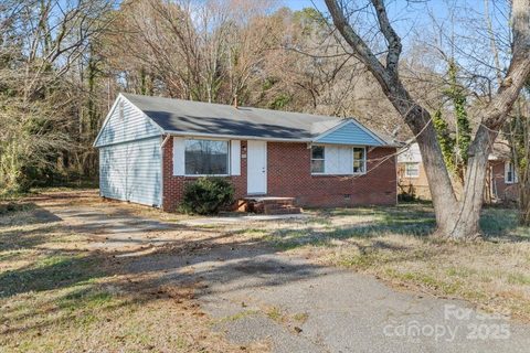 3030 Crawford Avenue sold home in Crawford Heights, Gastonia, NC