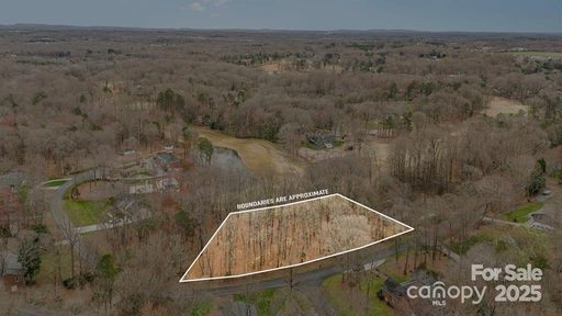 00 Comanche Trail sold home in Sapona Country Club, Lexington, NC
