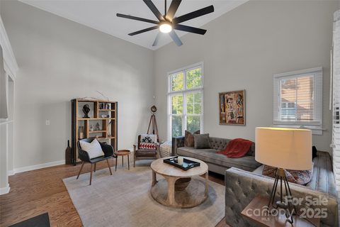 4937 South Hill View Drive sold home in South Hill, Charlotte, NC