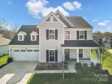 5002 Belleroyal Court