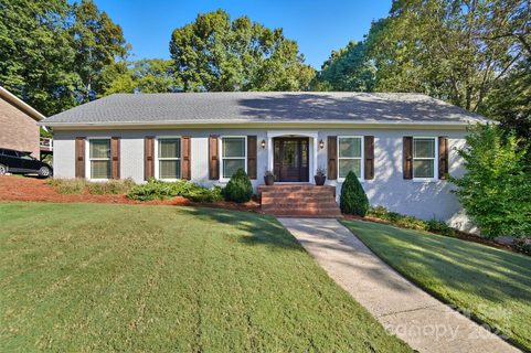 719 Peranna Place