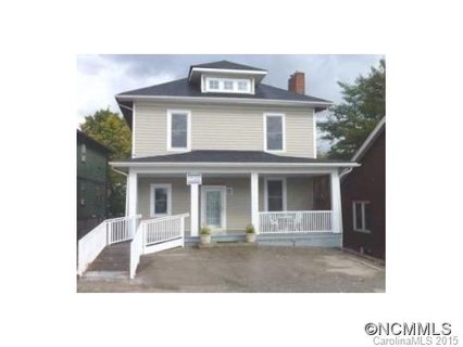 20 Ravenscroft Drive