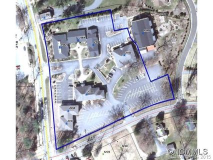 2700 Greenville Highway sold home in Singleton Centre, Flat Rock, NC
