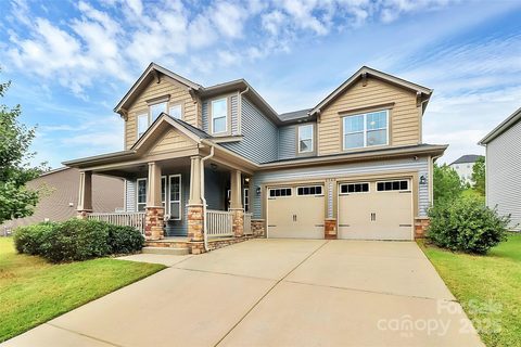 2740 Berkhamstead Circle sold home in Castlebrooke, Concord, NC