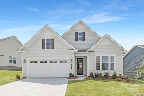 1074 Wylie Falls Lane