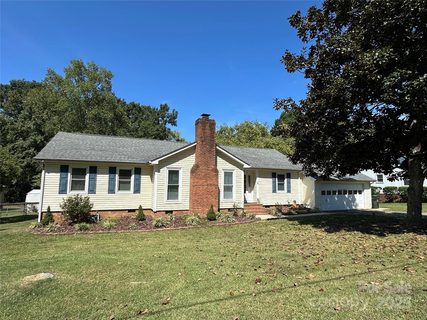 818 Rubens Road sold home in Picture Park, Concord, NC